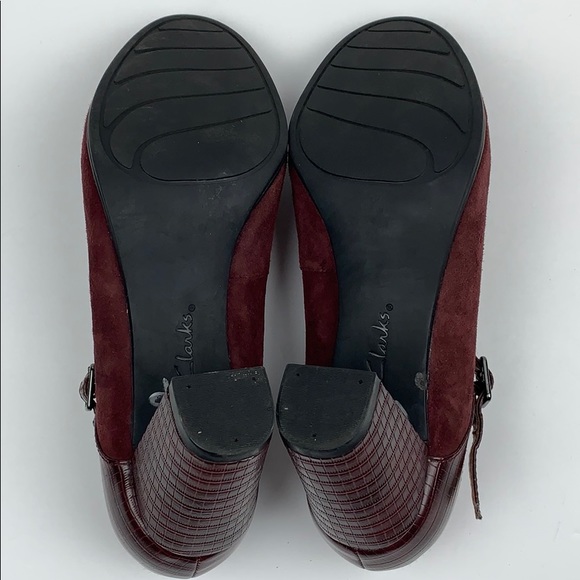 Clarks | Burgundy Mary Janes Heels Size 8M - Picture 6 of 6